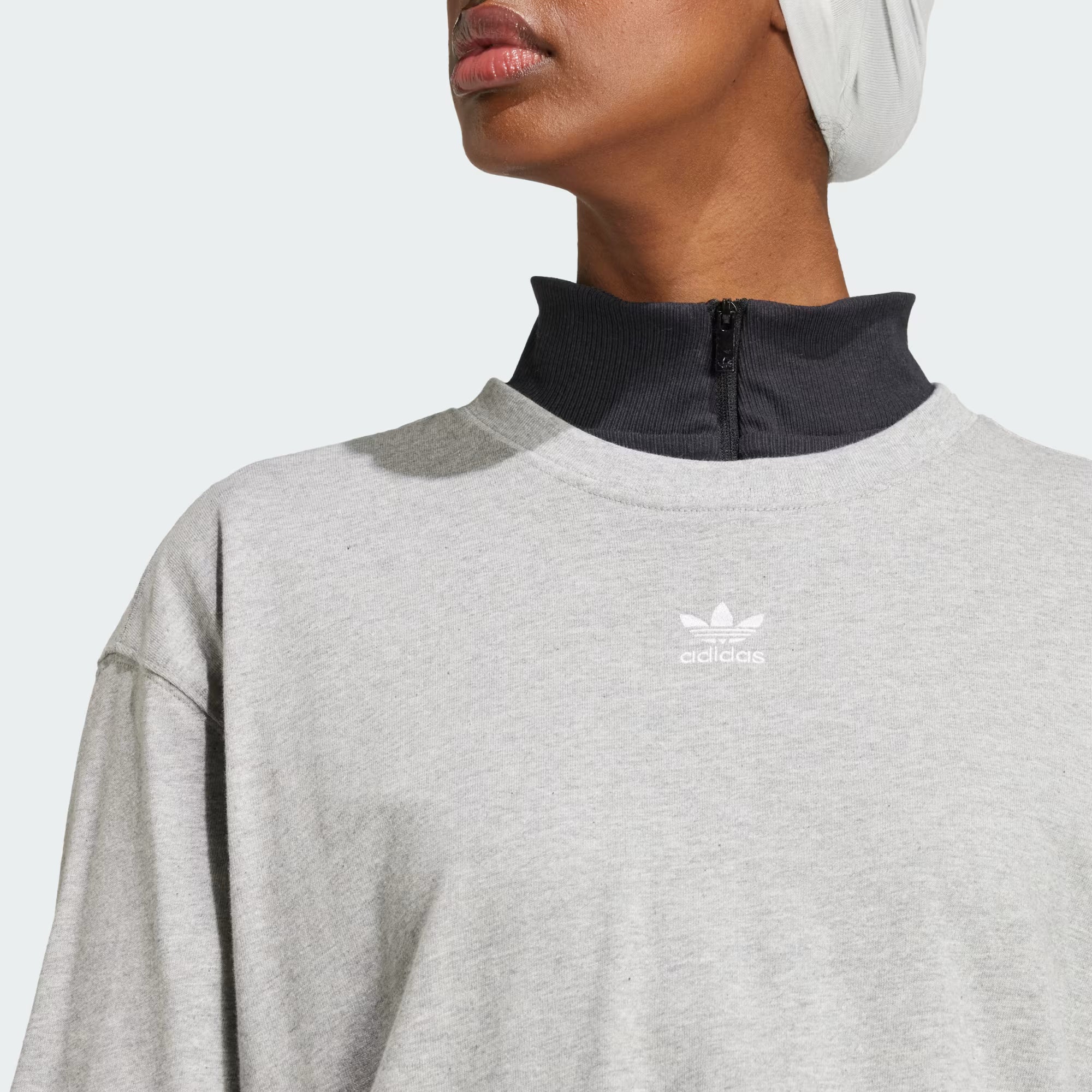 CAMISETA ESSENTIALS BOYFRIEND