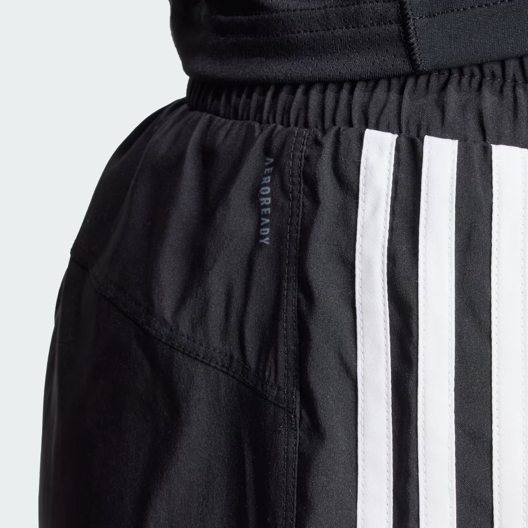 SHORTS PACER TRAINING WOVEN HIGH-RISE 3 BANDAS