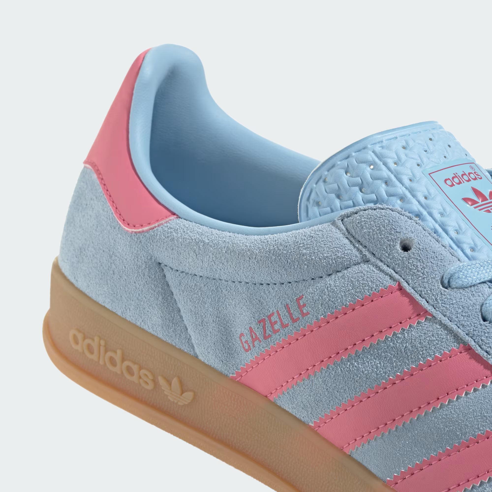 Gazelle Indoor